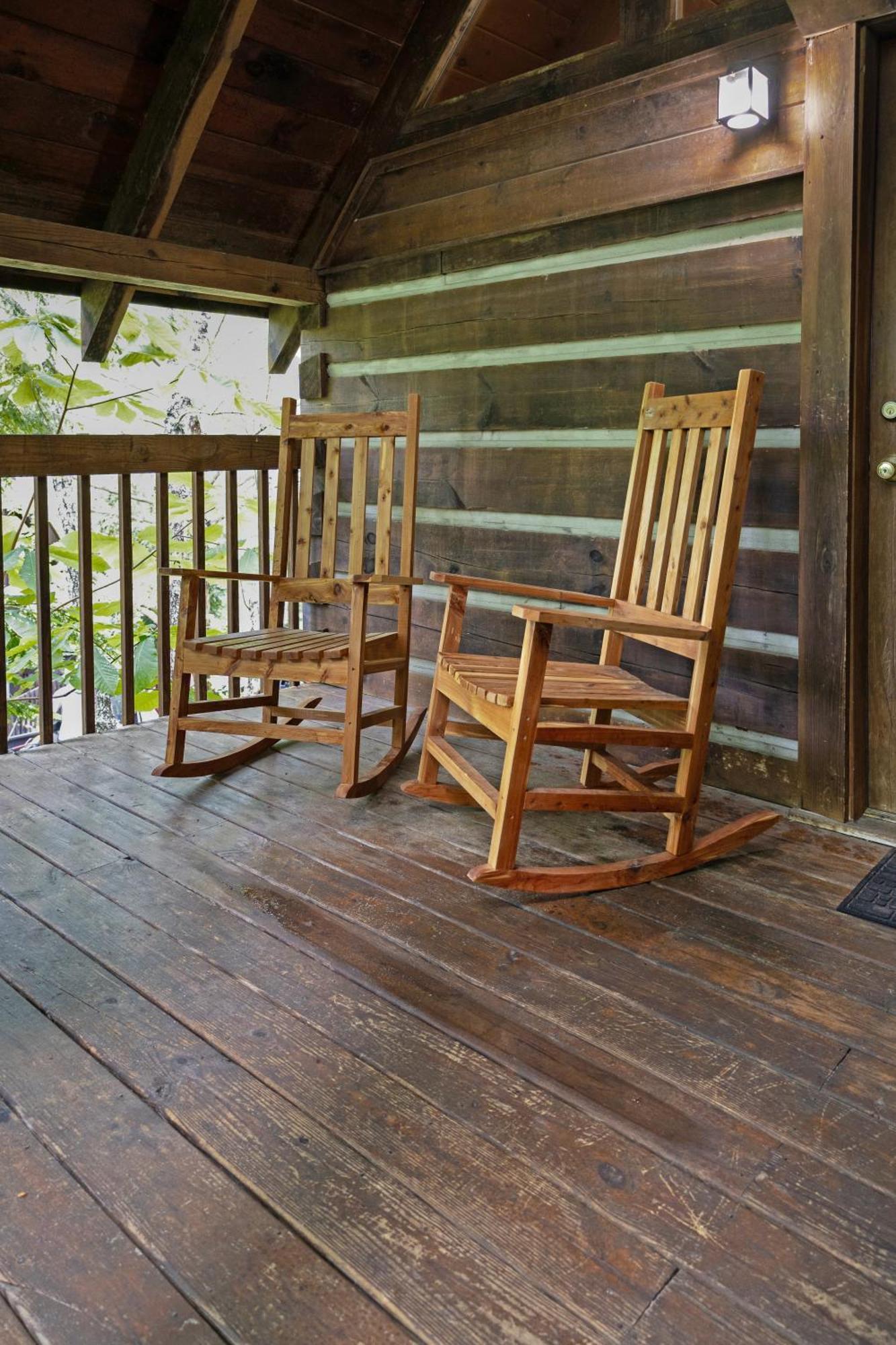 Cozy Cabin! Hot Tub, King Bed, Fireplace, & Pool Gatlinburg Bagian luar foto